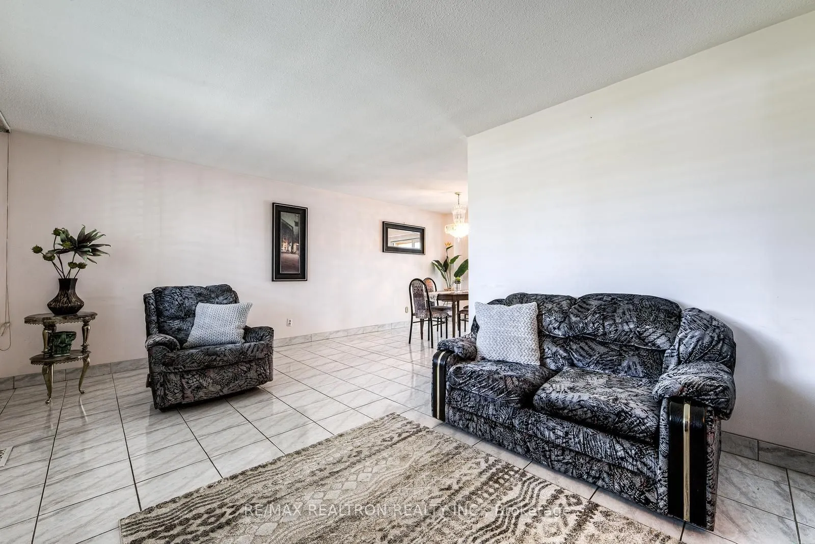 115 Hullmar Drive