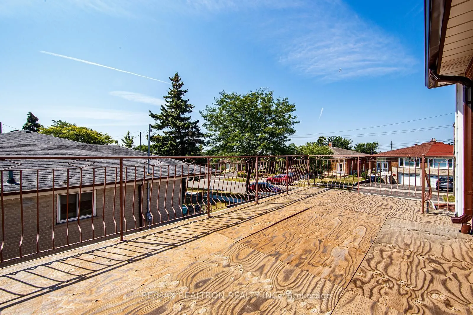 115 Hullmar Drive