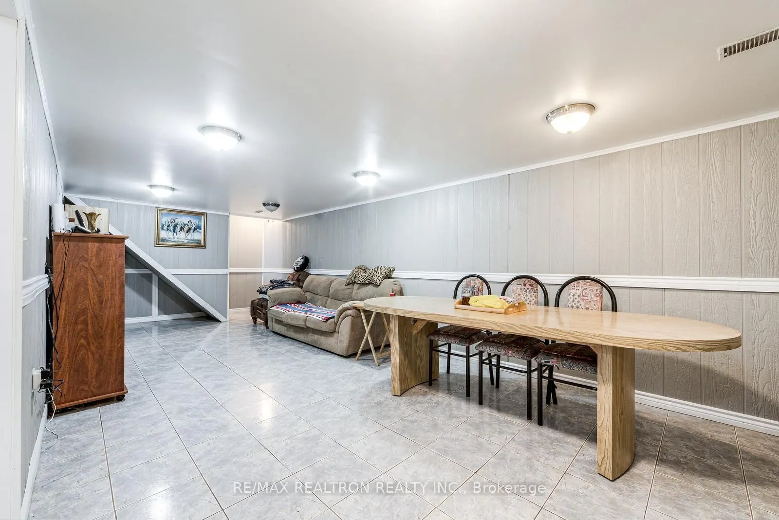 115 Hullmar Drive
