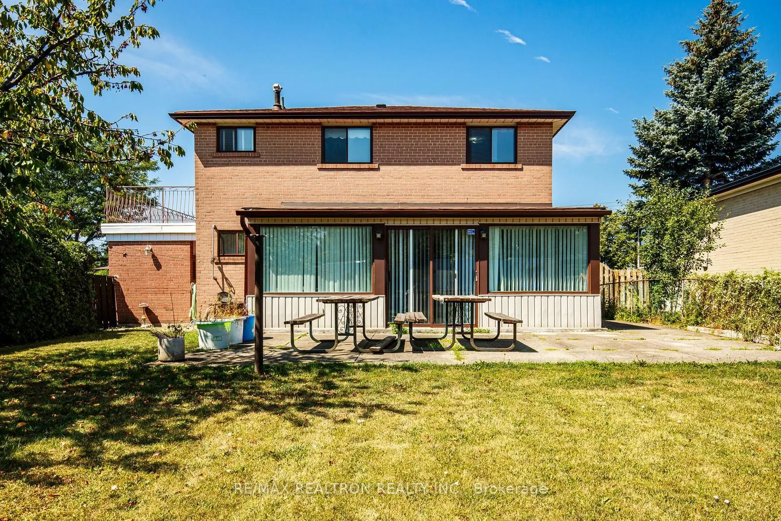 115 Hullmar Drive