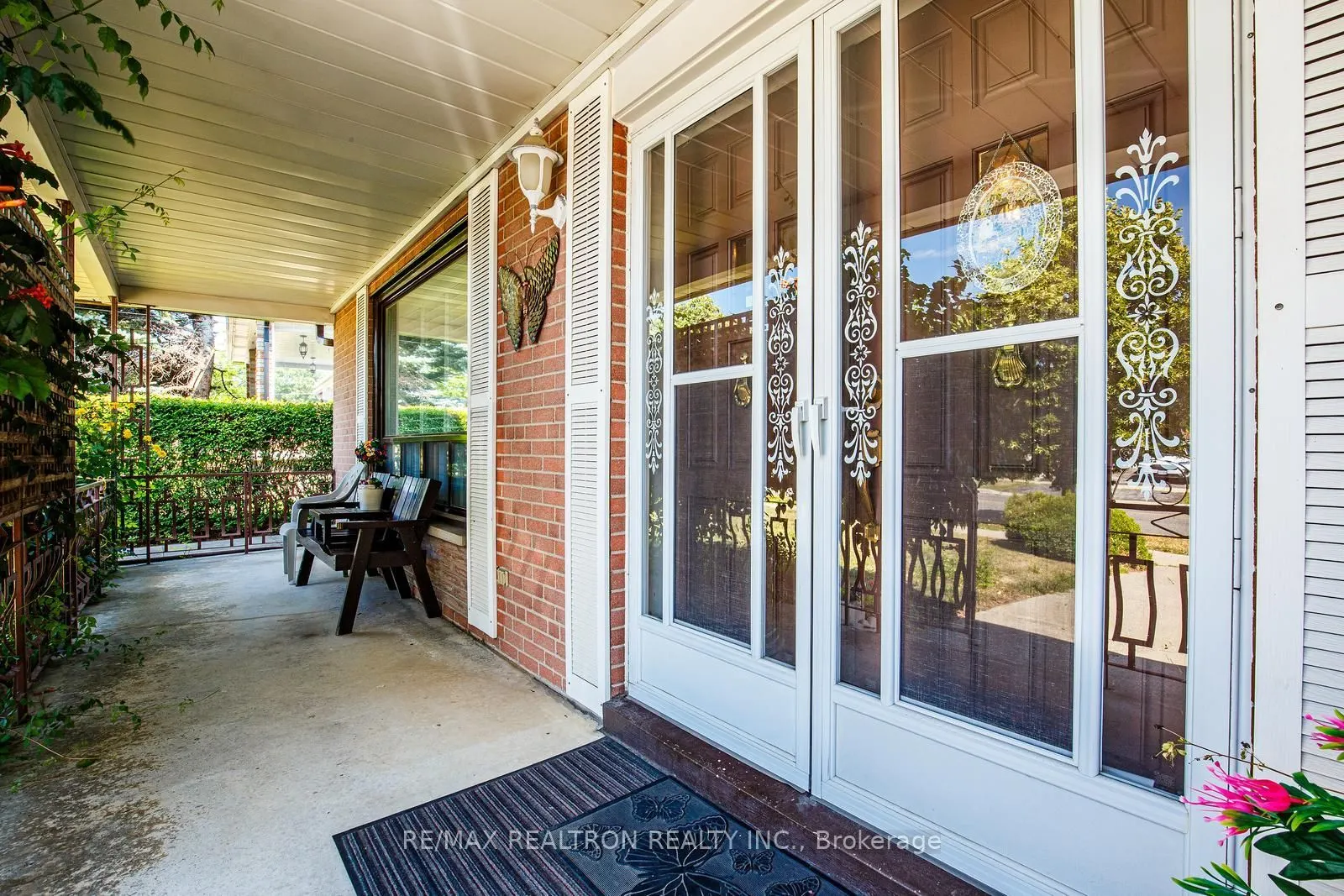 115 Hullmar Drive