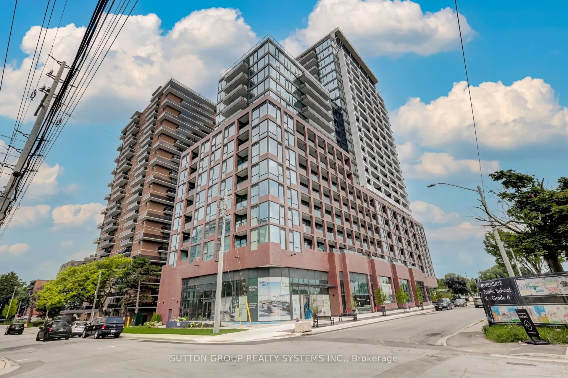28 Ann Street #807
