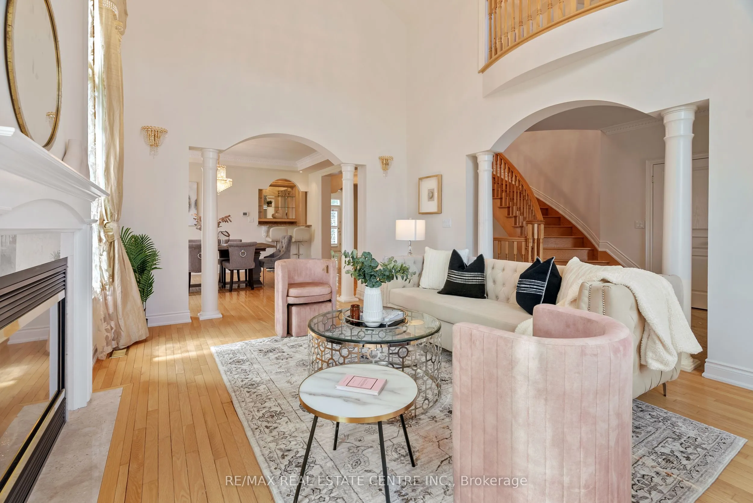 645 Cranleigh Court