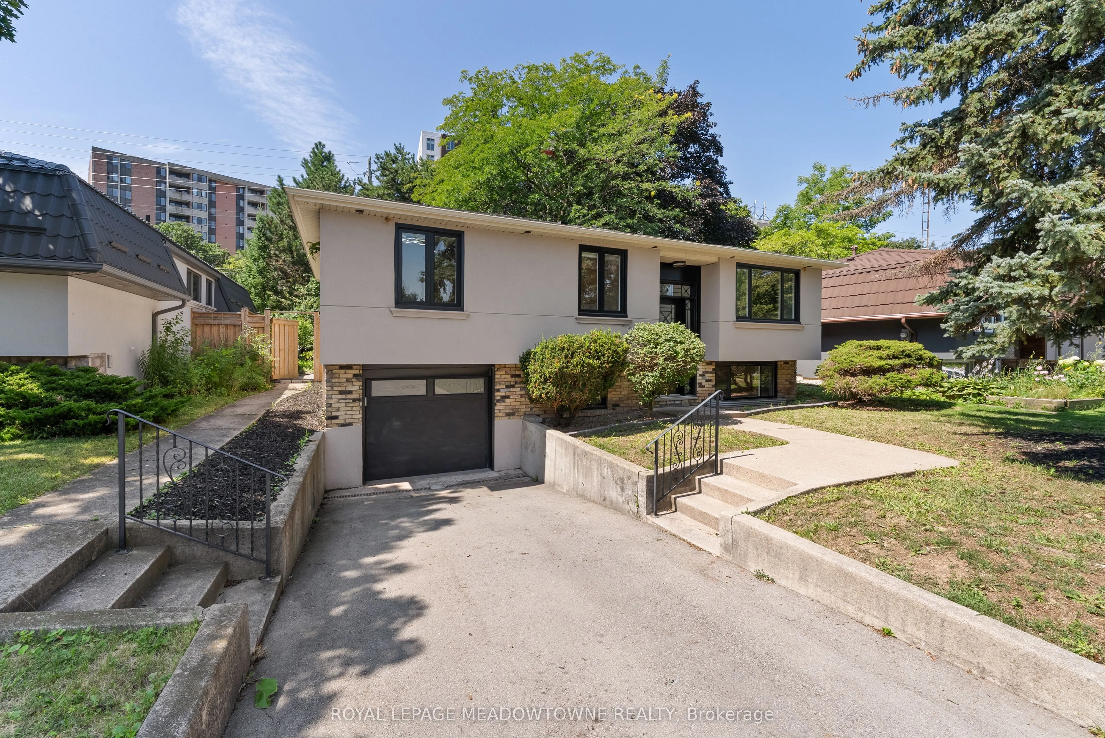 1268 Forest Hill