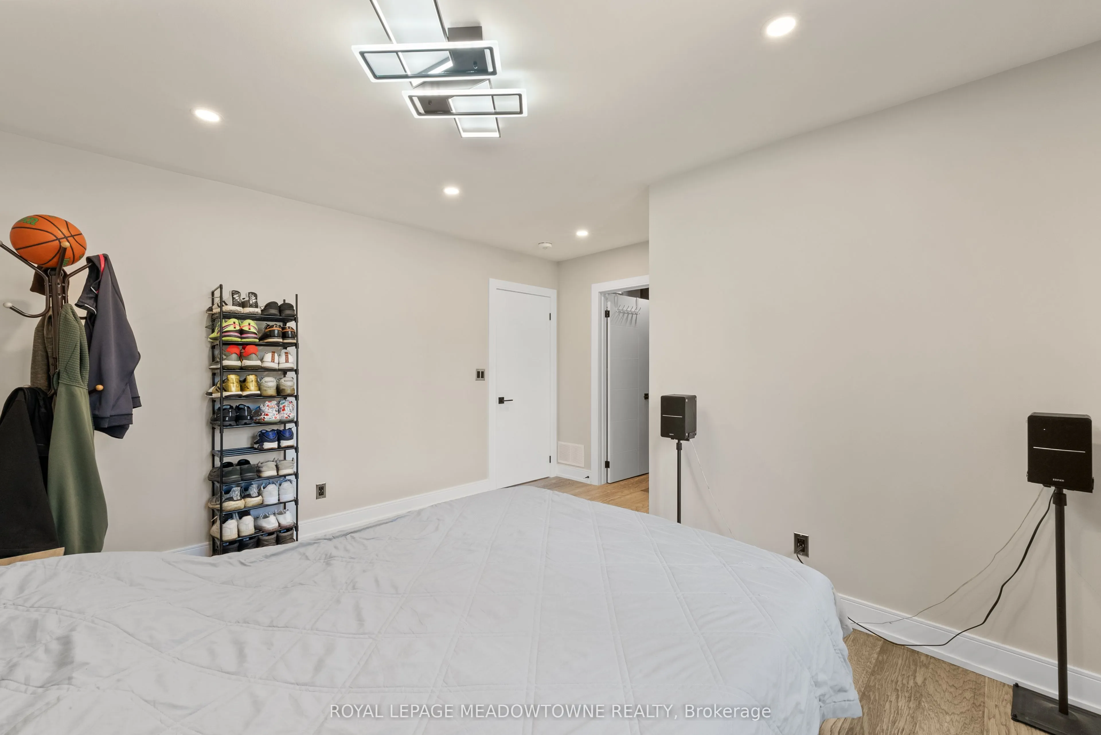 1268 Forest Hill