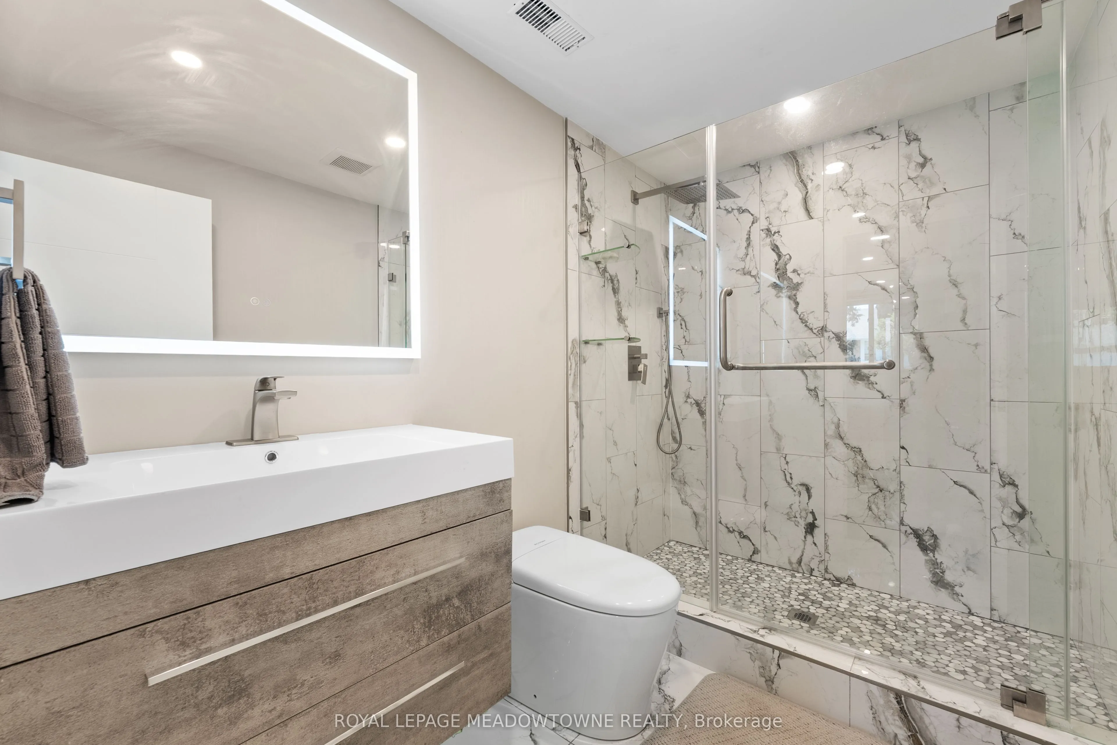 1268 Forest Hill