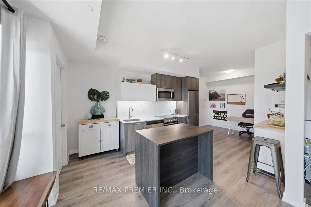 25 Neighbourhood Lane #515