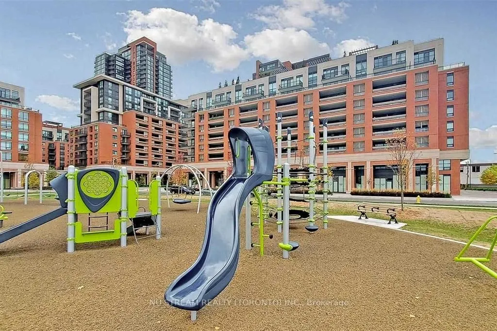 3091 Dufferin Street #613