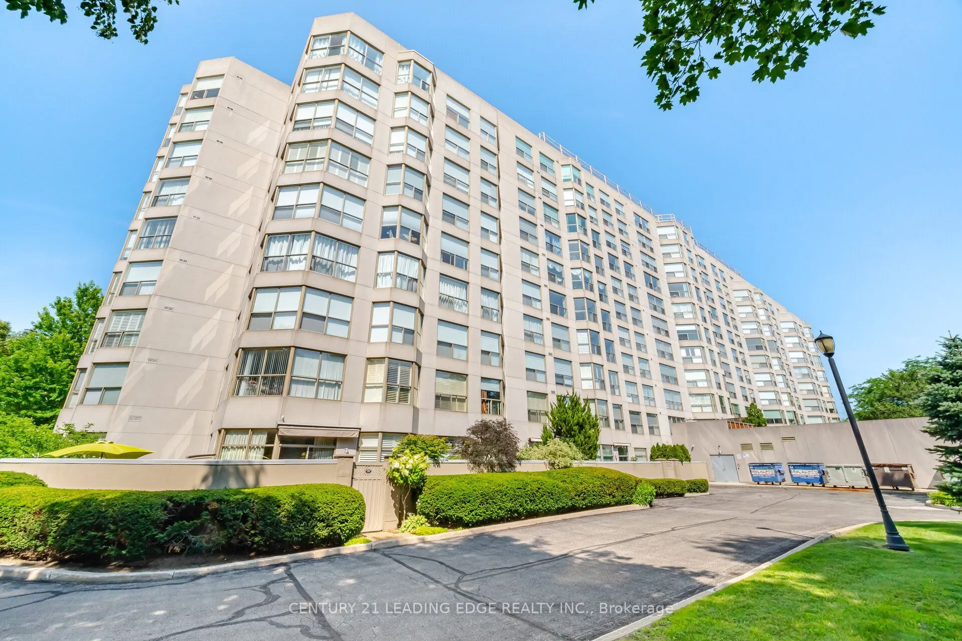 1700 The Collegeway Way #202