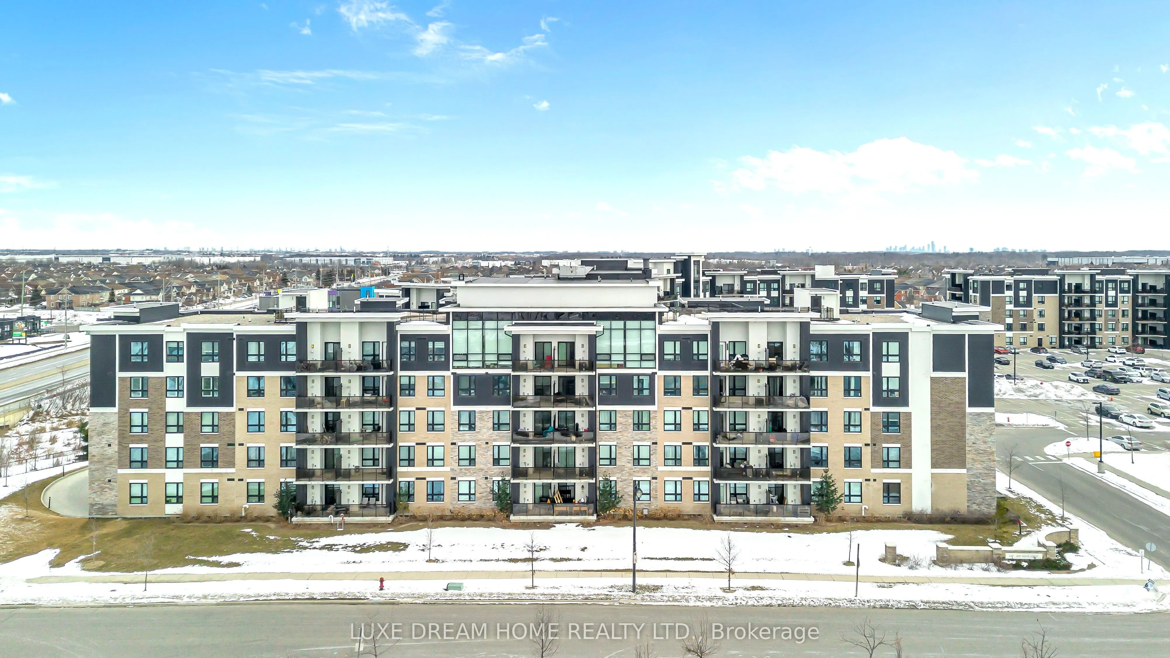 620 Sauve Street E #206