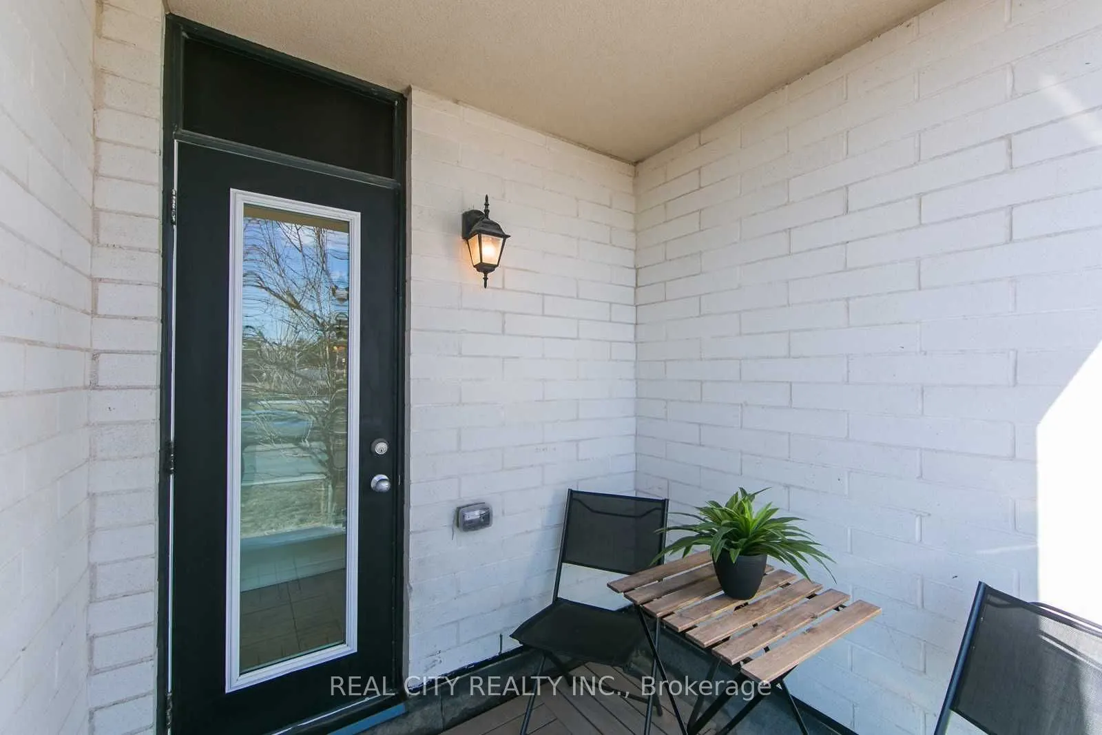 142 Widdicombe Hill Boulevard #510