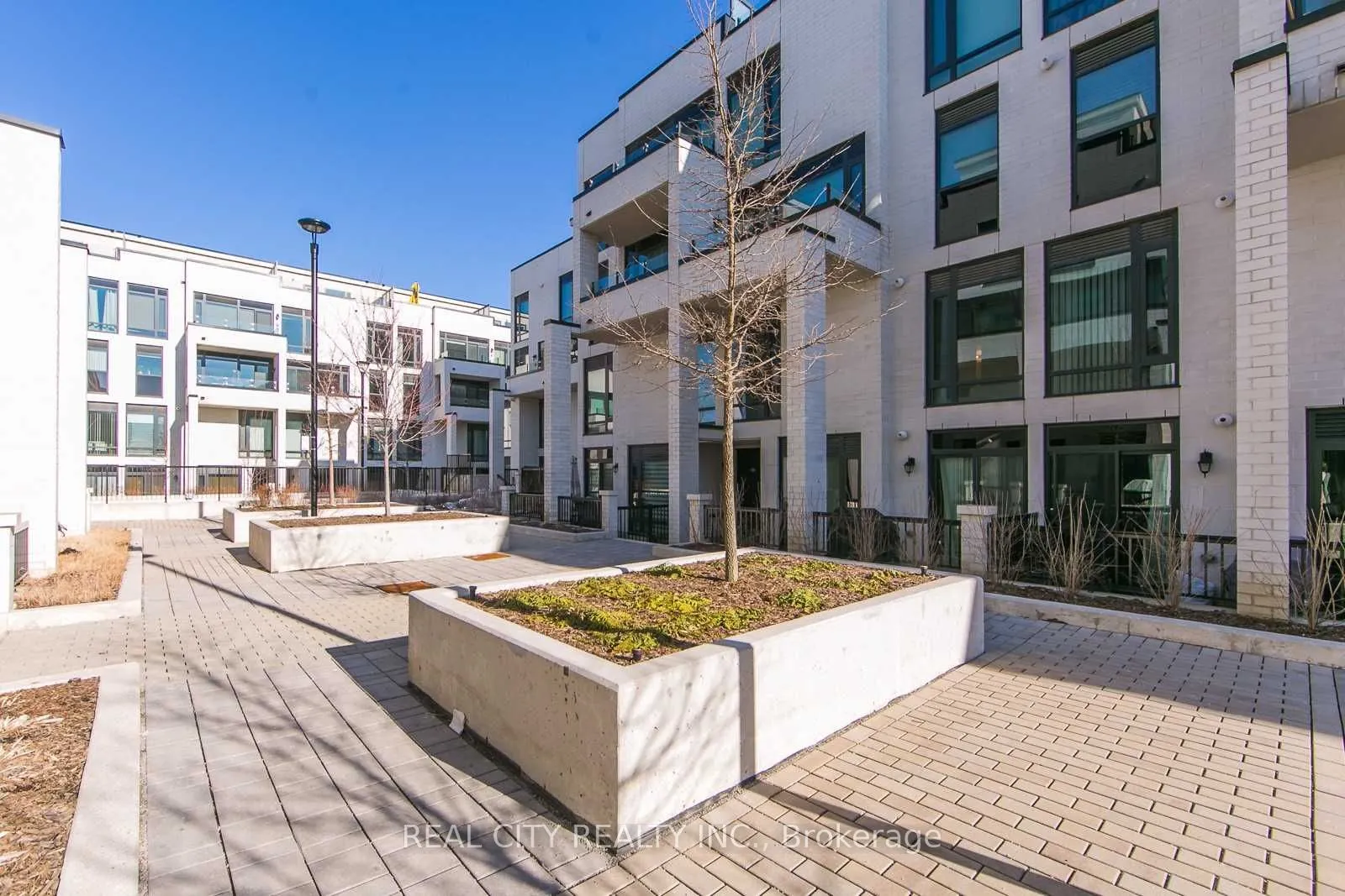 142 Widdicombe Hill Boulevard #510