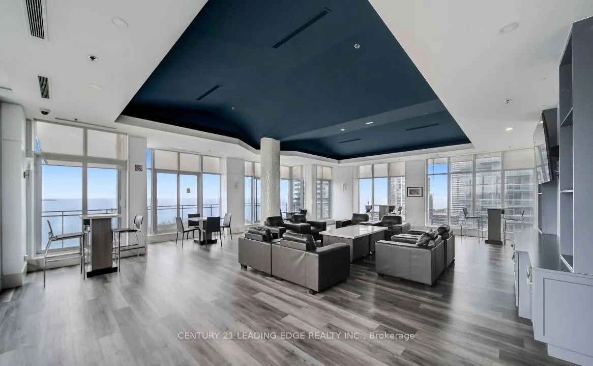 2119 Lakeshore Boulevard W #607