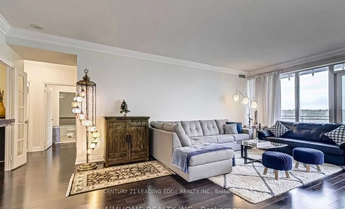 2119 Lakeshore Boulevard W #607