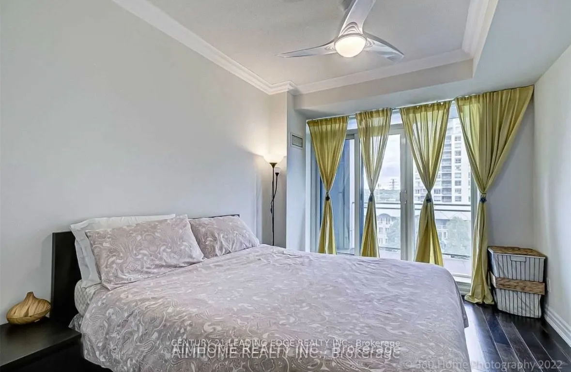 2119 Lakeshore Boulevard W #607