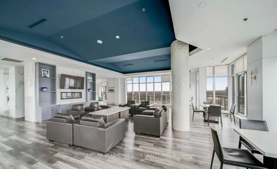 2119 Lakeshore Boulevard W #607