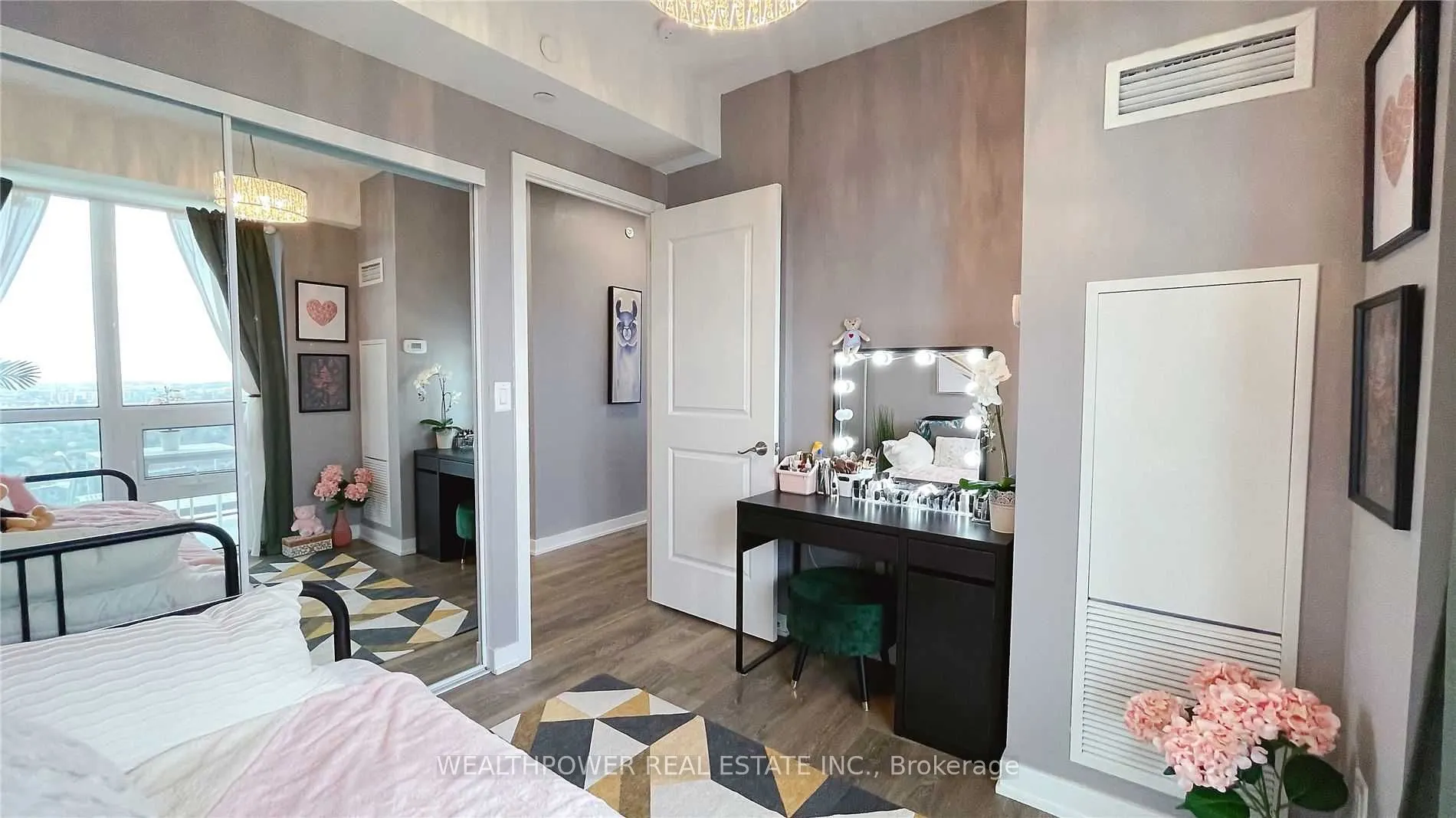 4633 Glen Erin Drive #1708