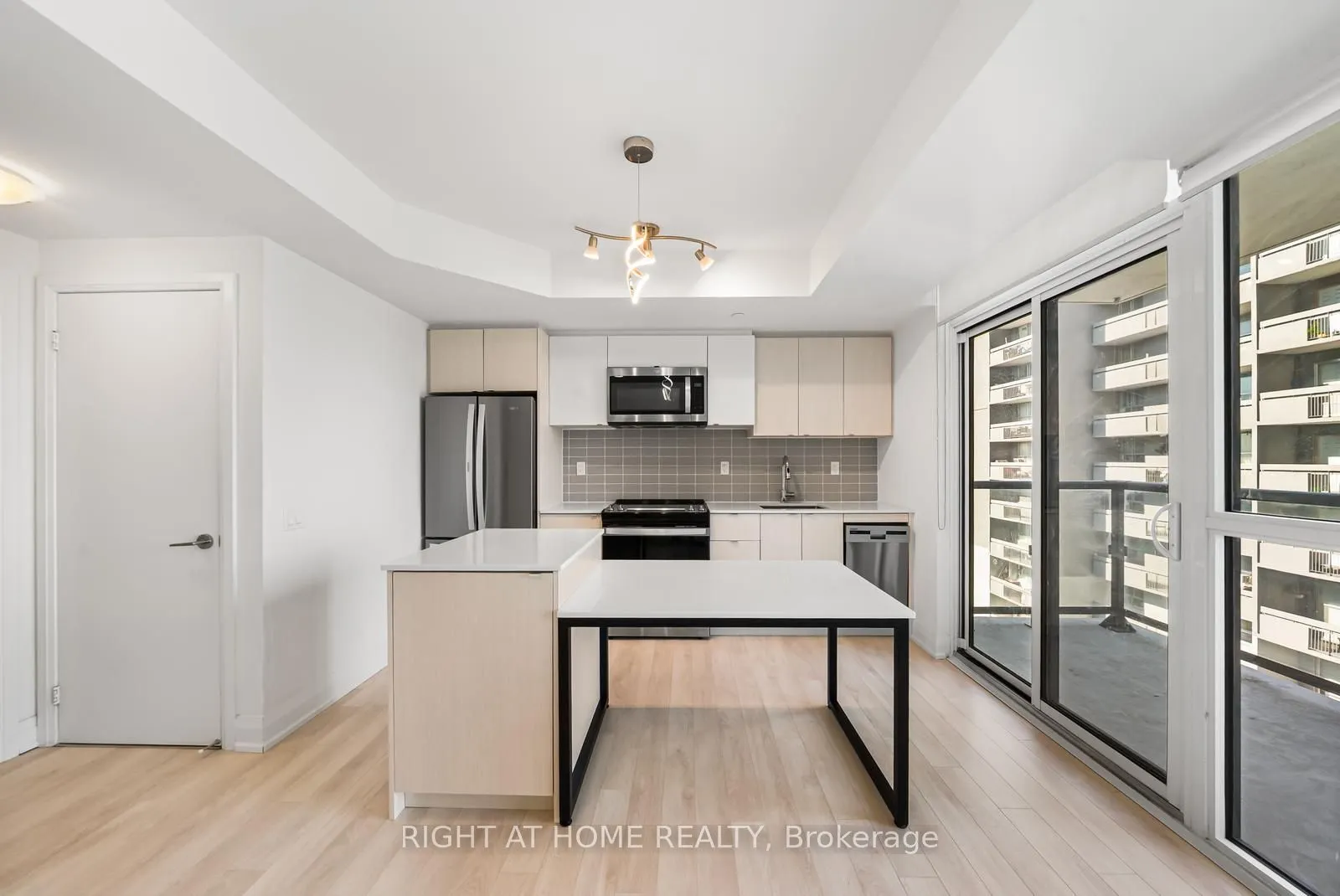 1461 Lawrence Avenue W #1511