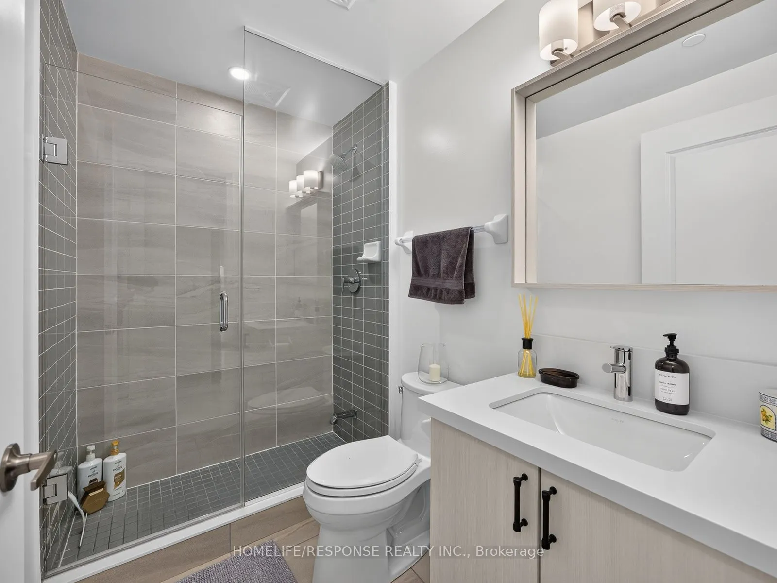 4699 Glen Erin Drive #410
