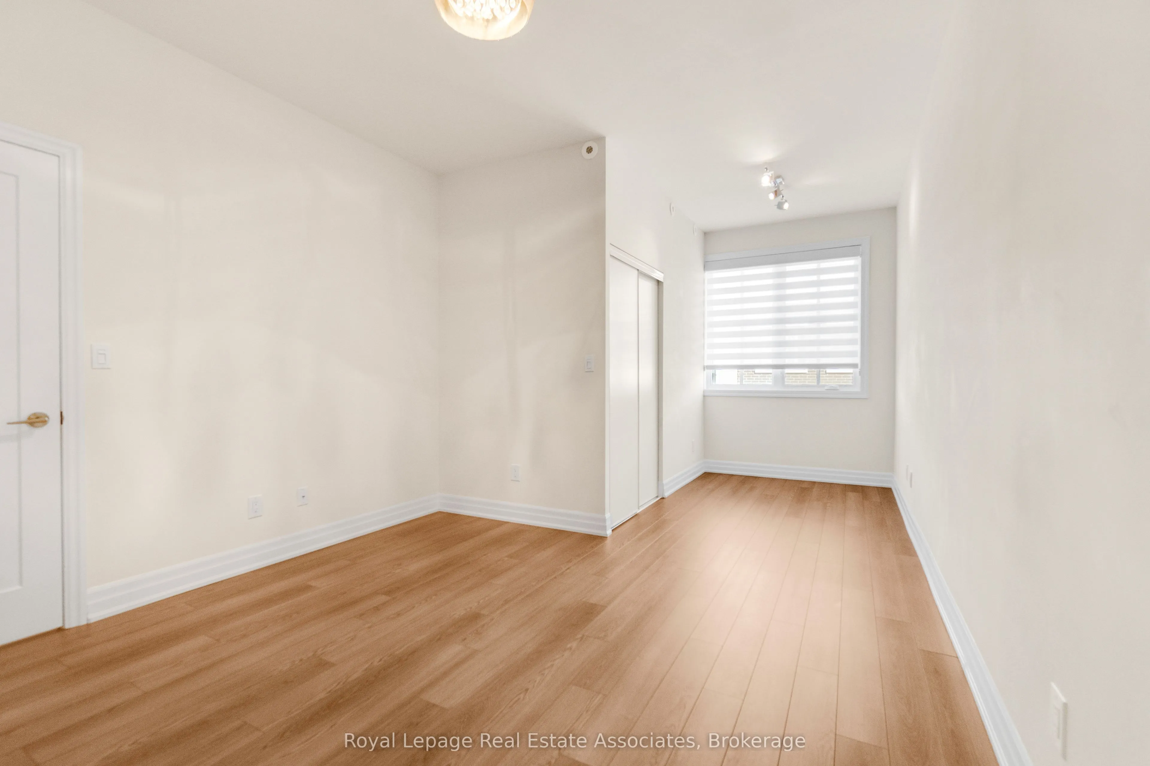 657 Cricklewood Drive #511