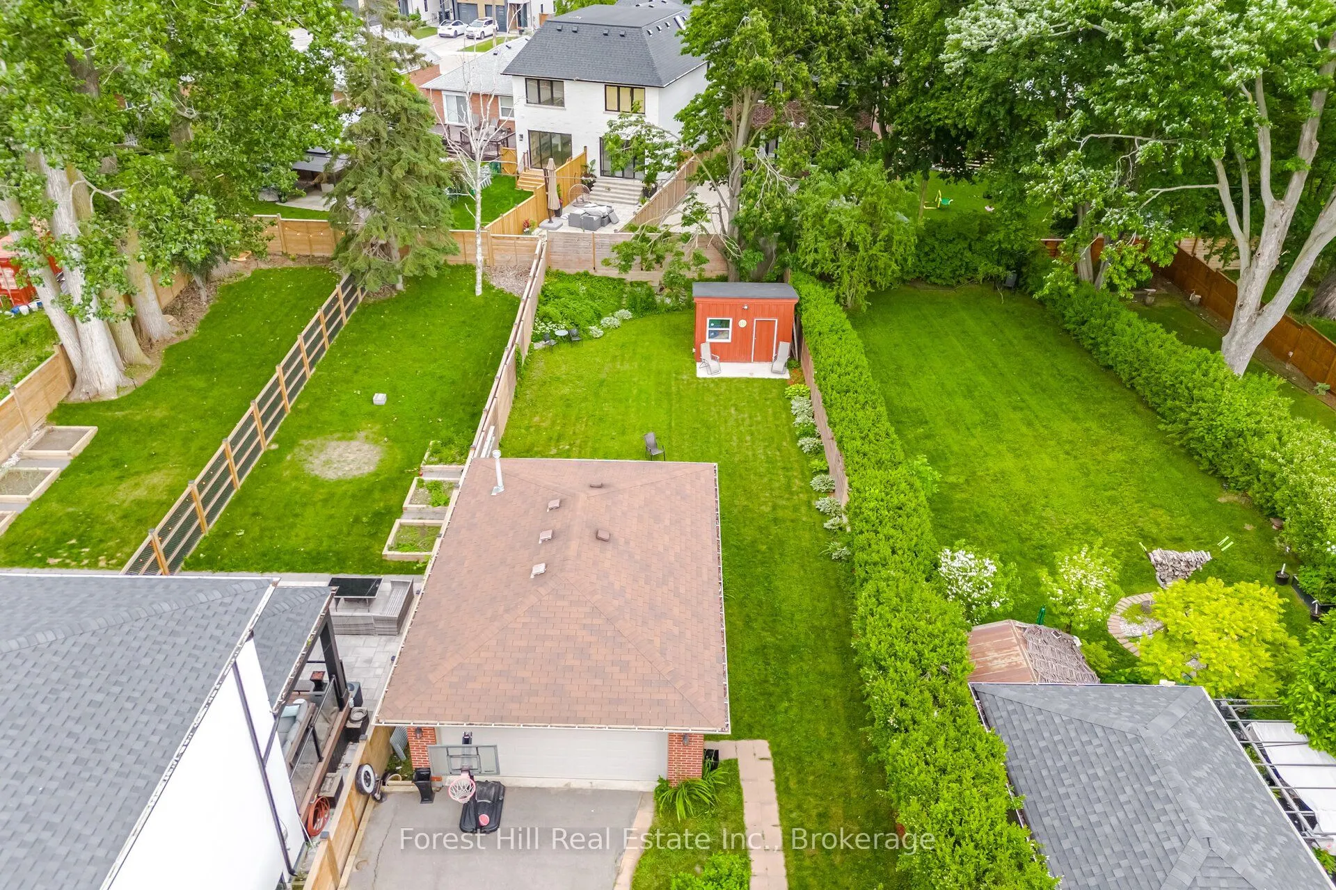 39 Broadview Avenue