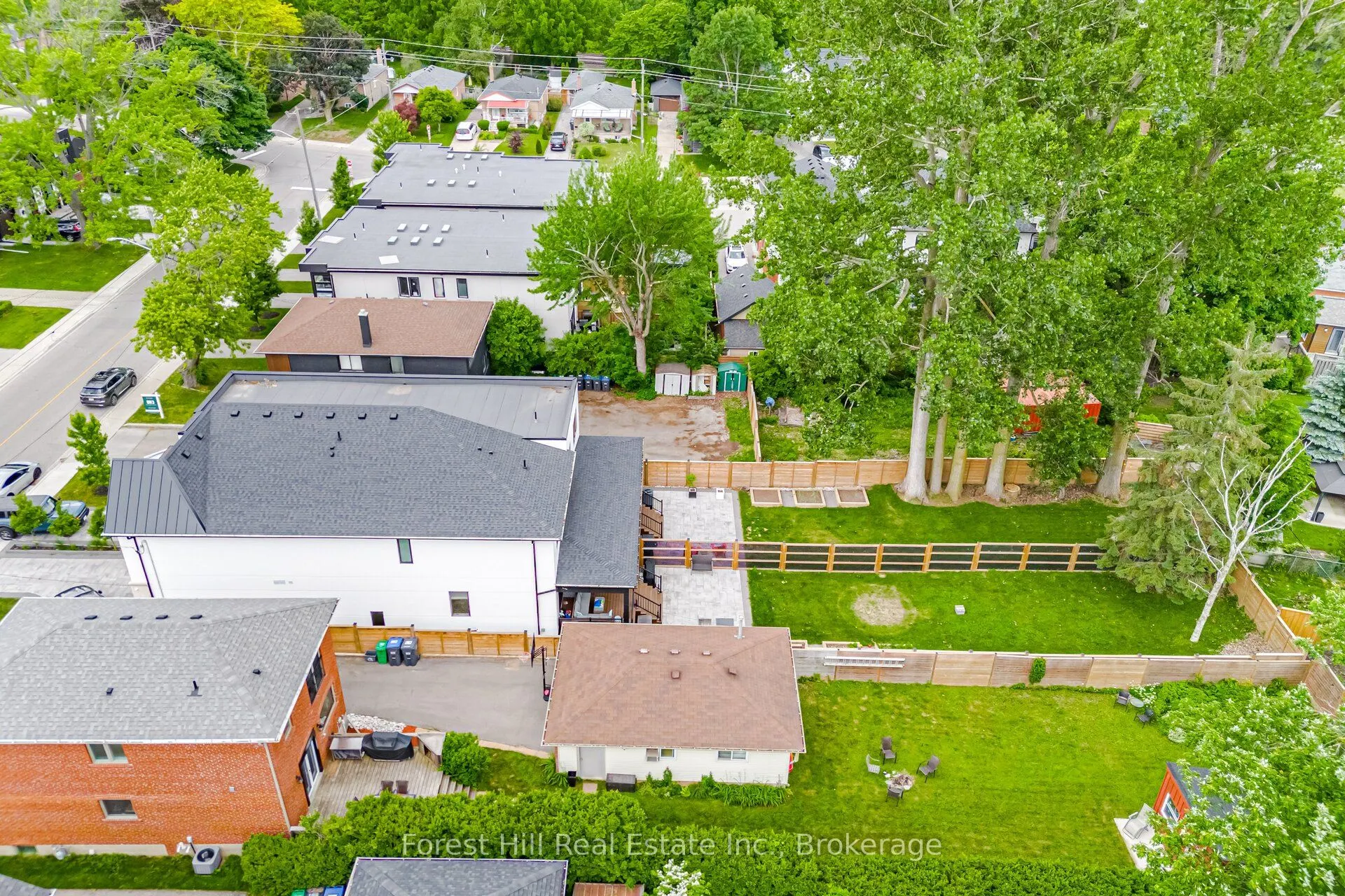 39 Broadview Avenue