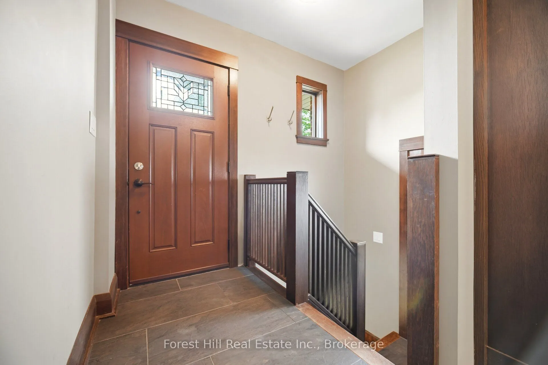 39 Broadview Avenue