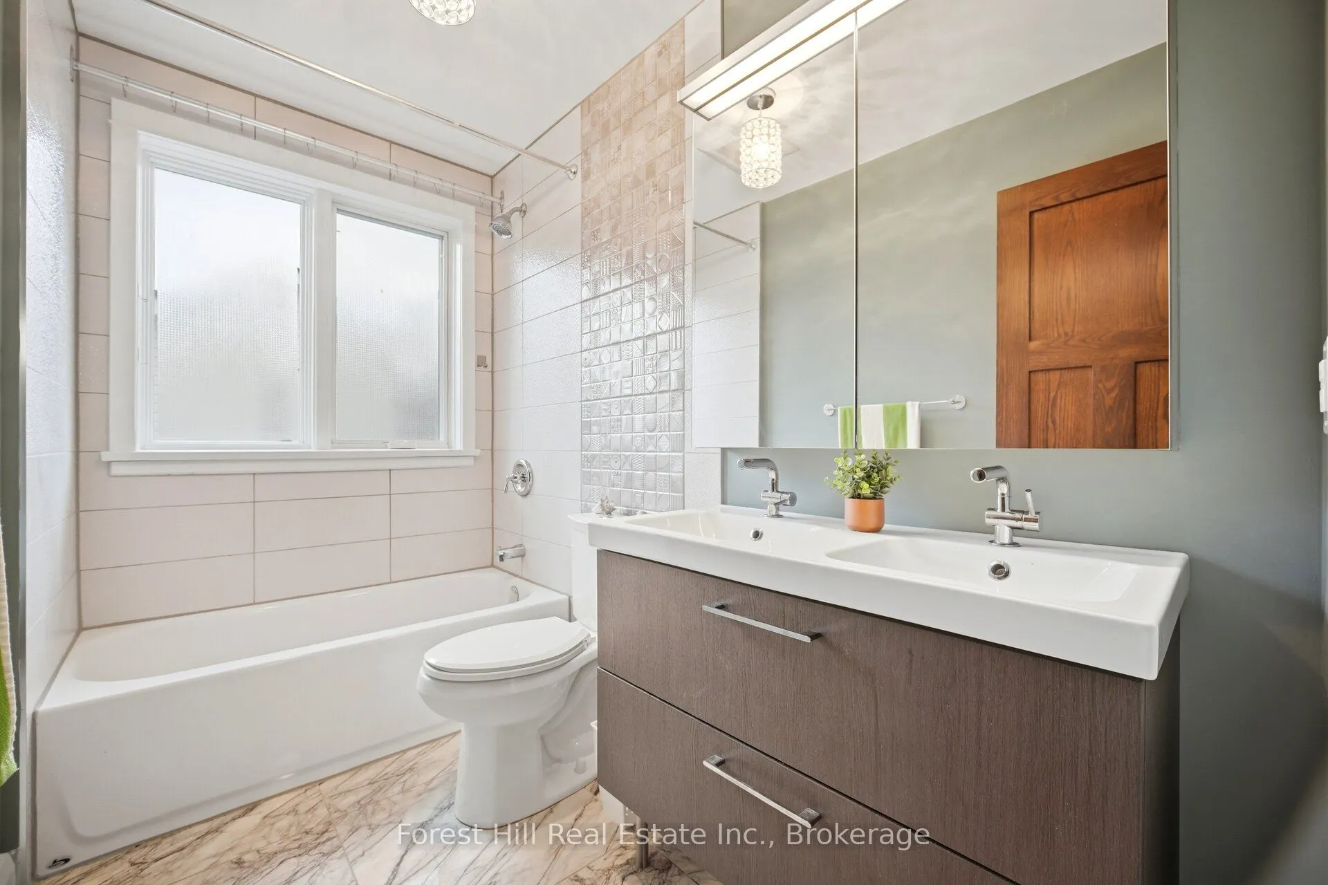 39 Broadview Avenue