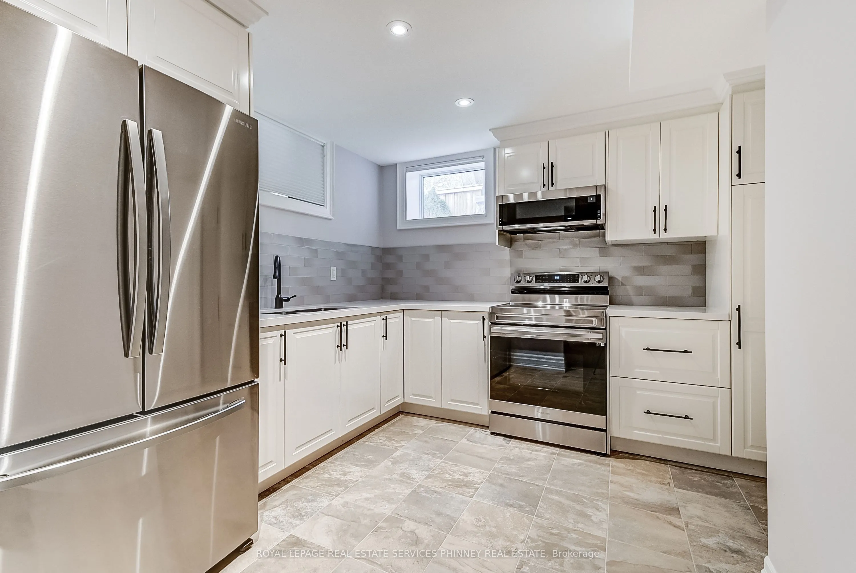 1569 Wembury Road