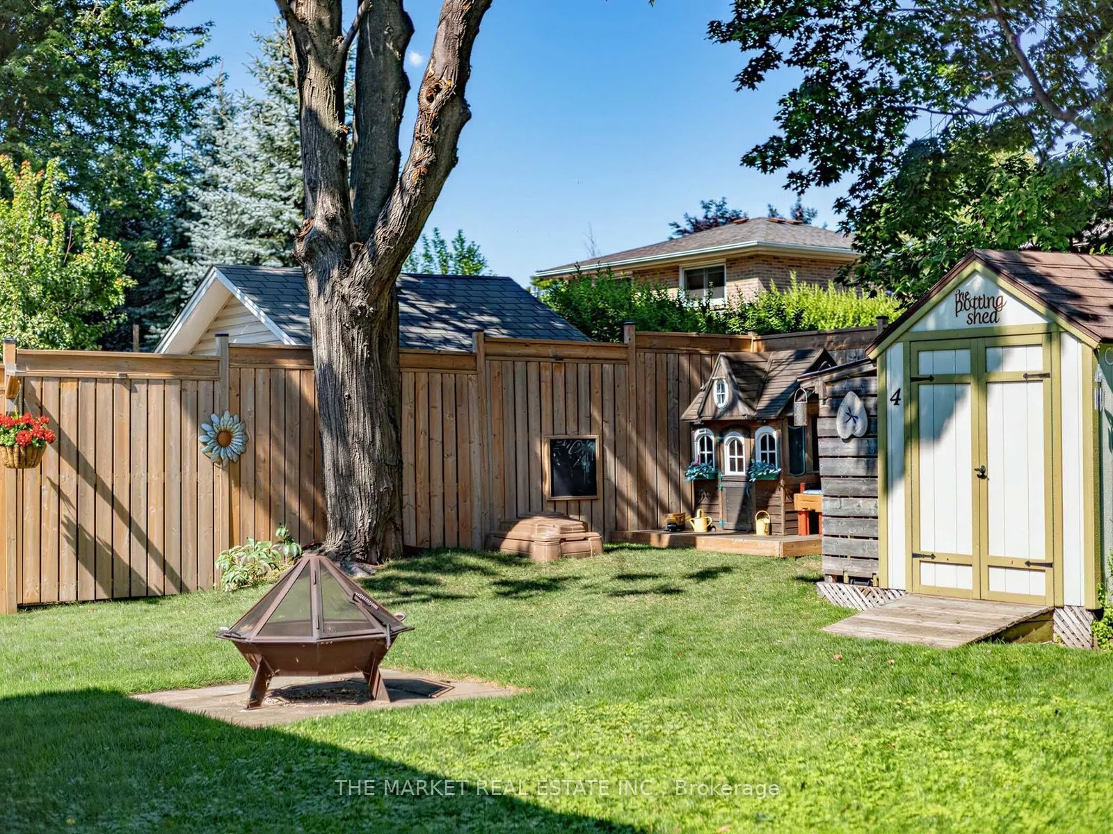 1033 Franconia Drive
