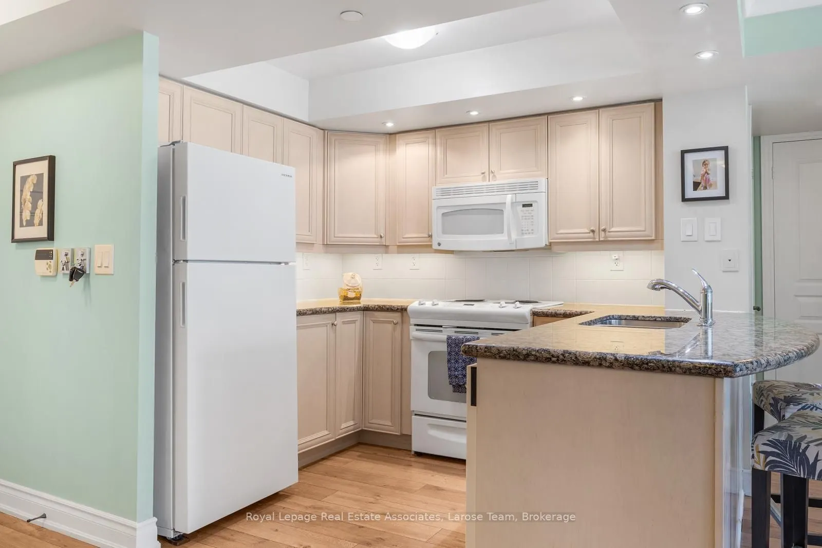 3 Marine Parade Drive #2101