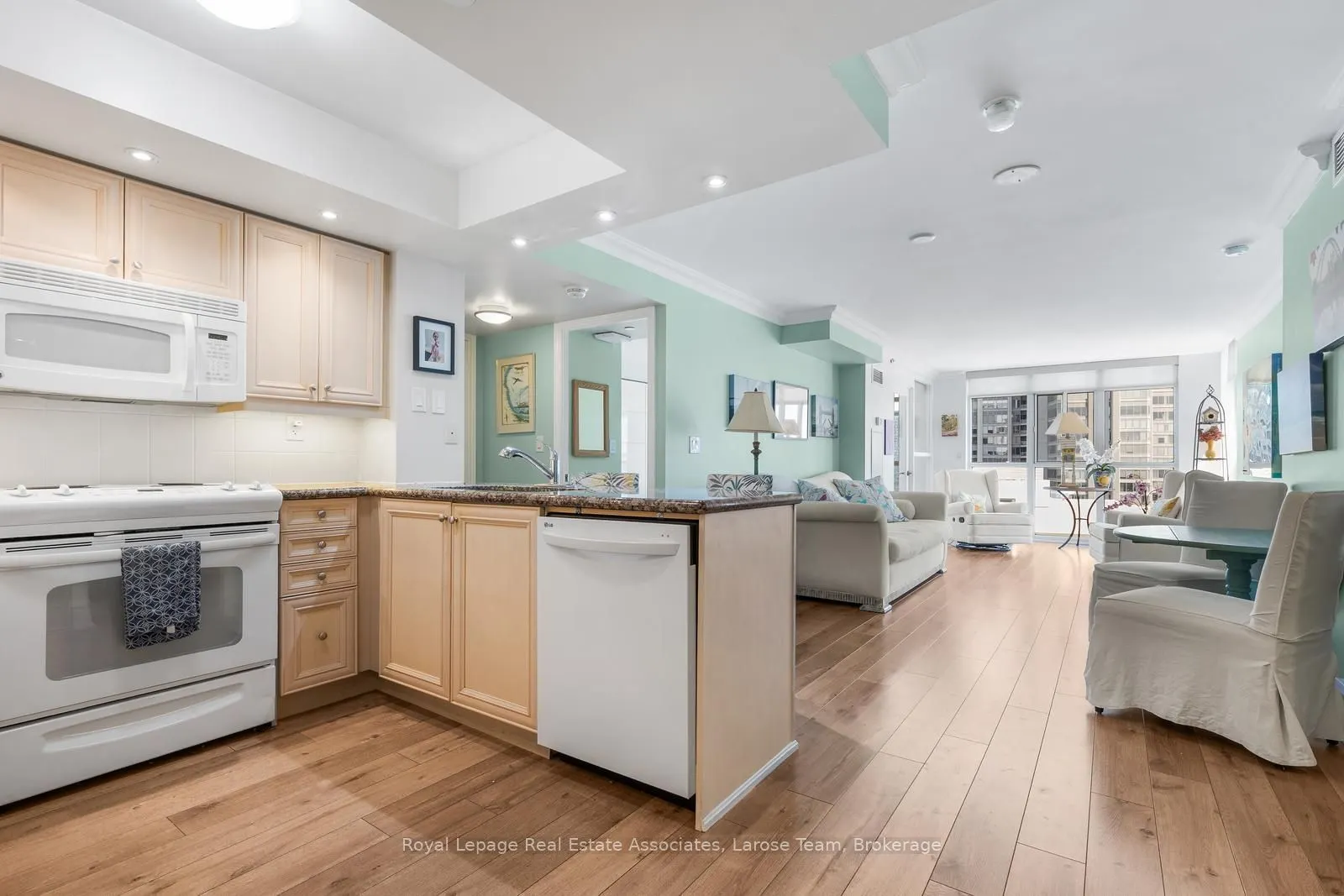 3 Marine Parade Drive #2101