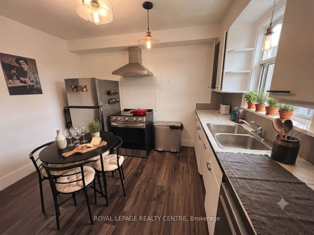 3351 Lakeshore Boulevard #1