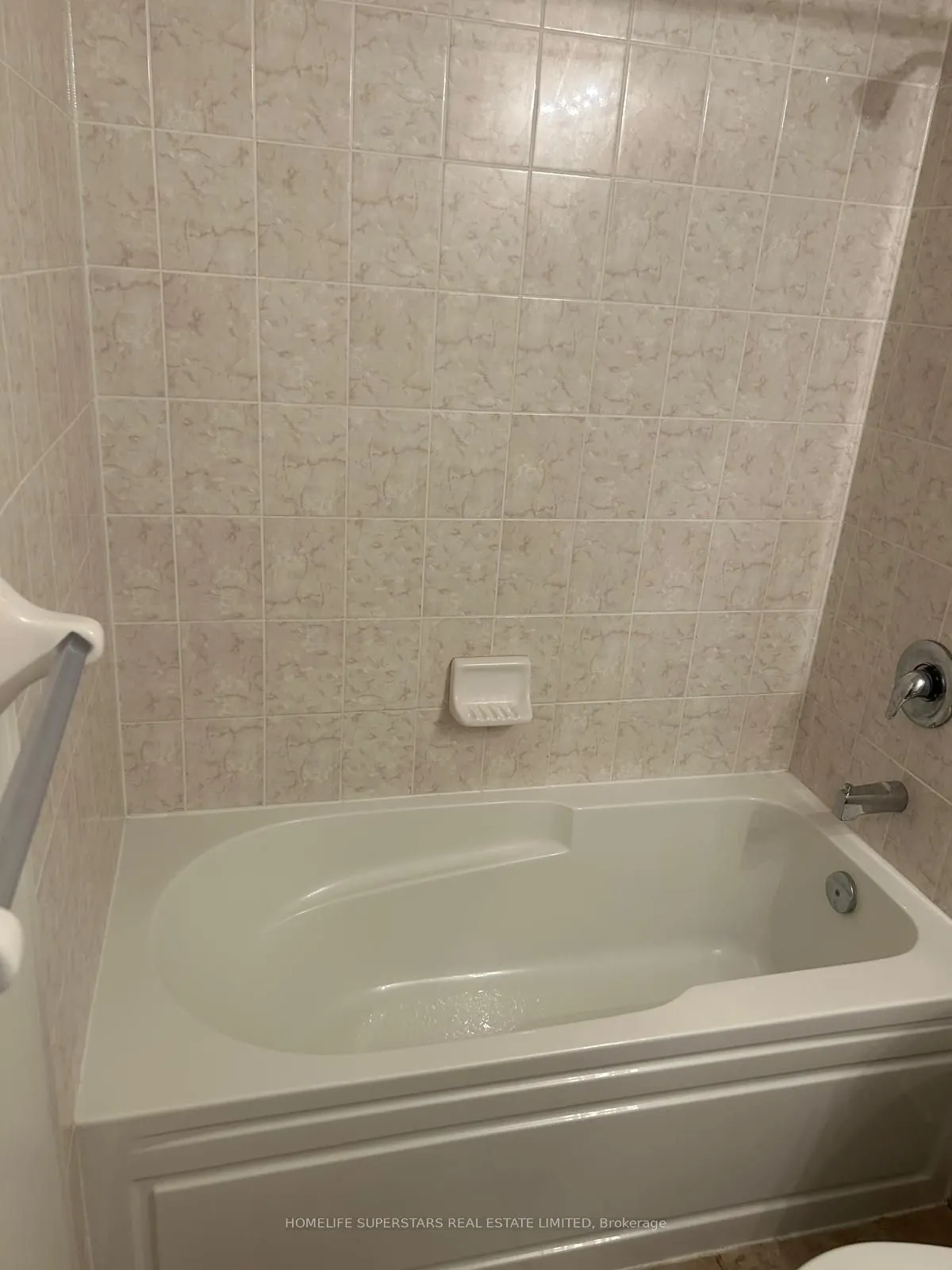 349 Rathburn Road W #1006