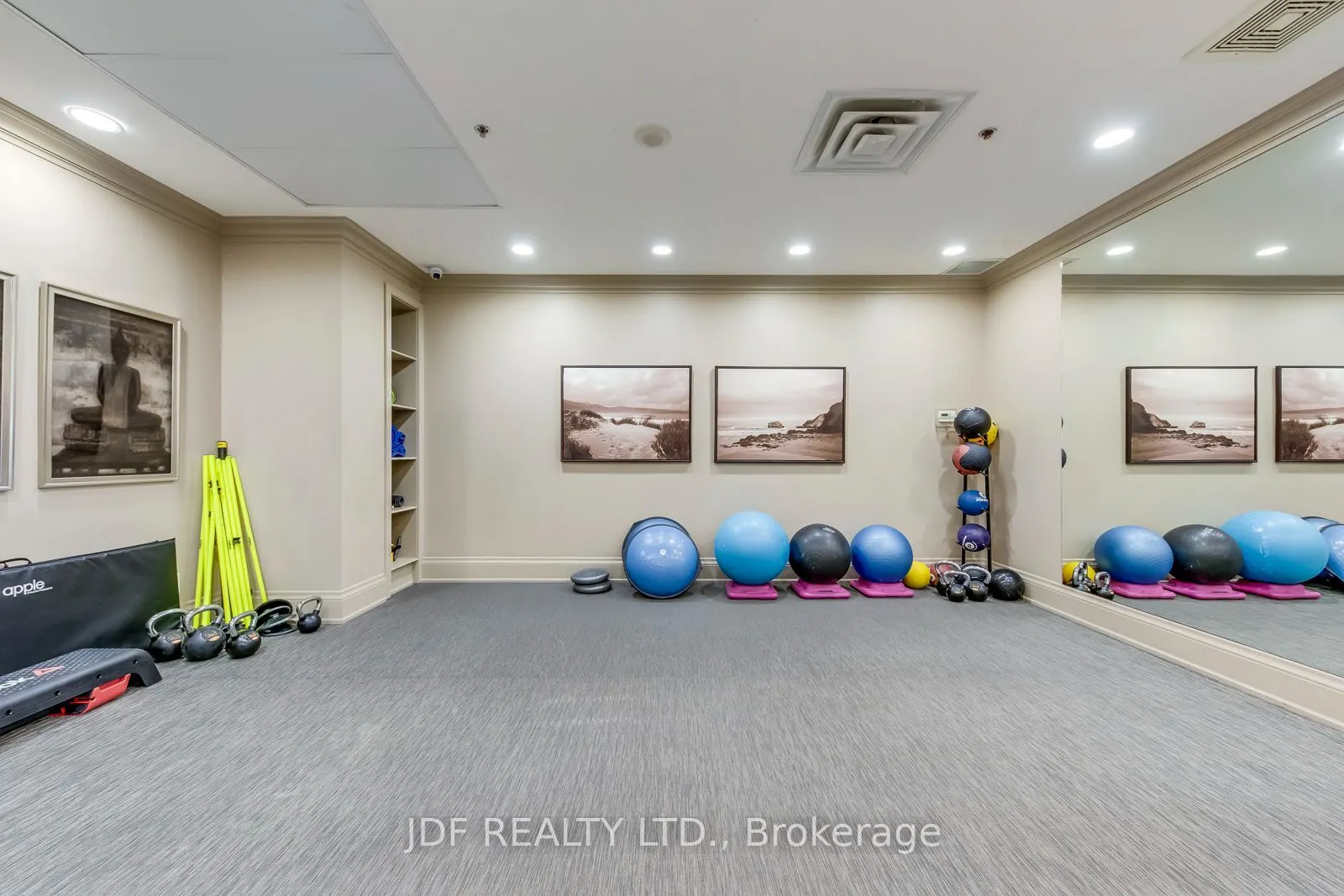 111 Forsythe Street #402