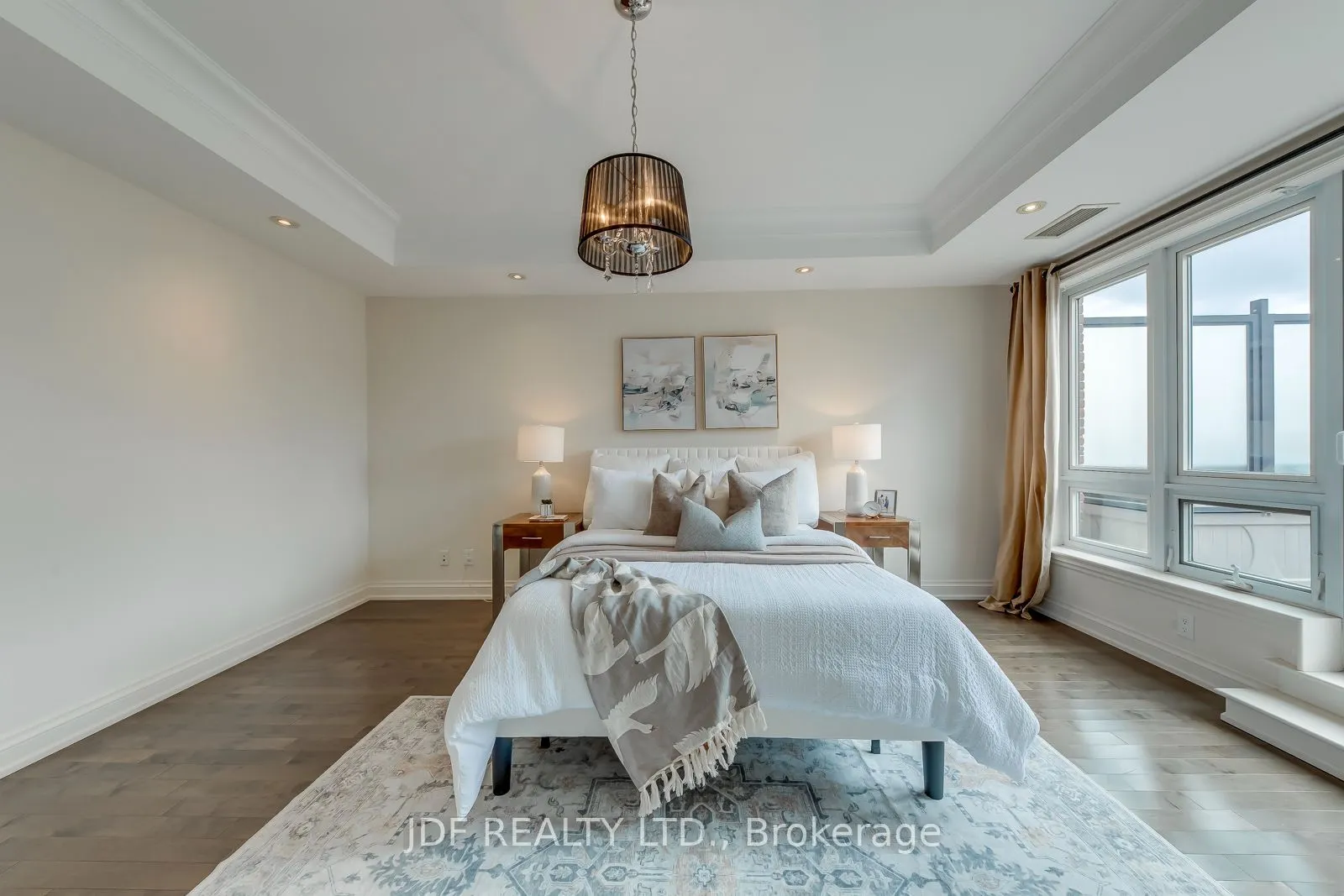 111 Forsythe Street #402