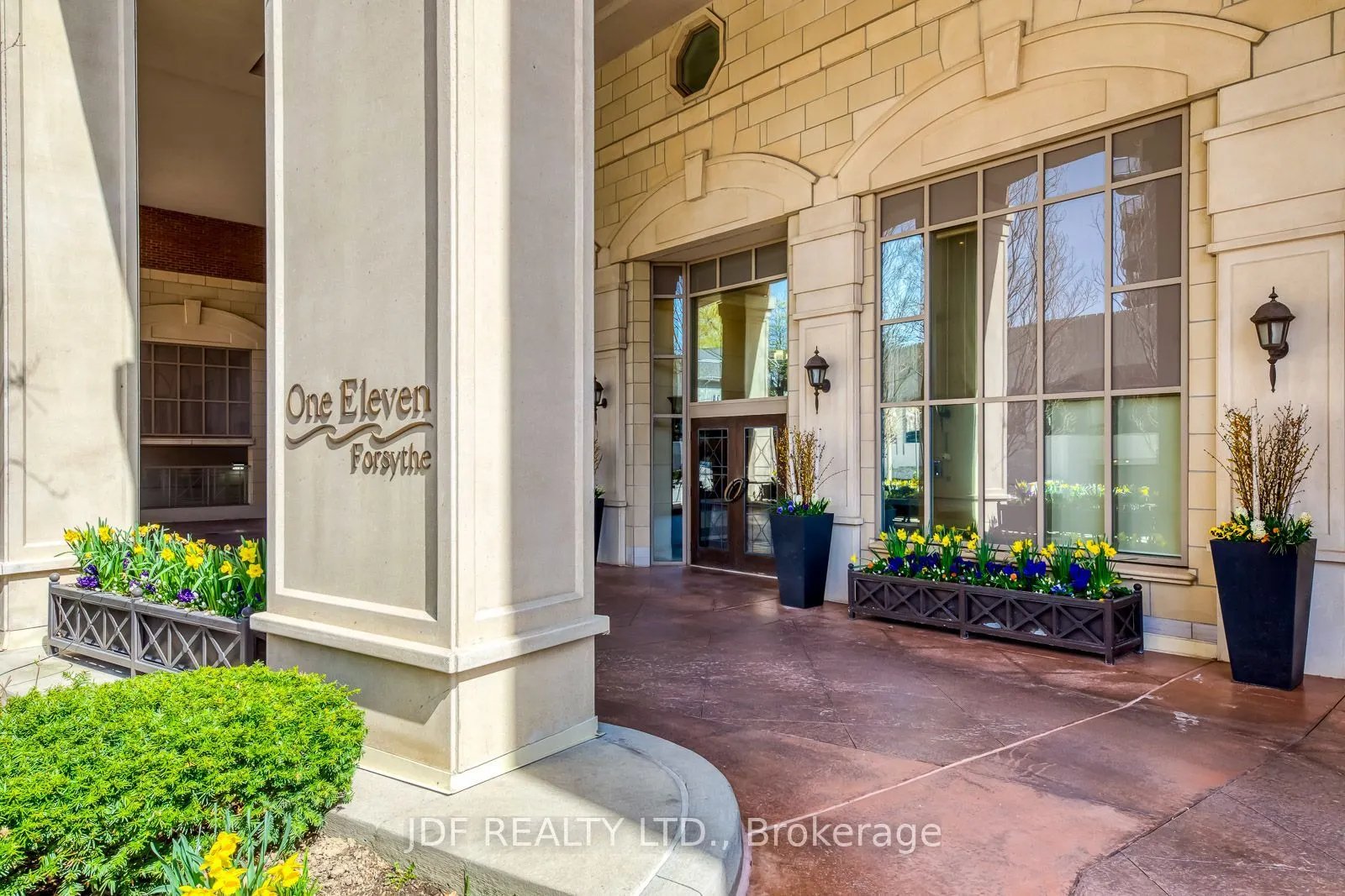 111 Forsythe Street #402