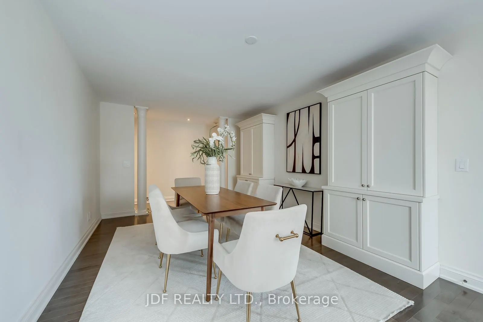 111 Forsythe Street #402