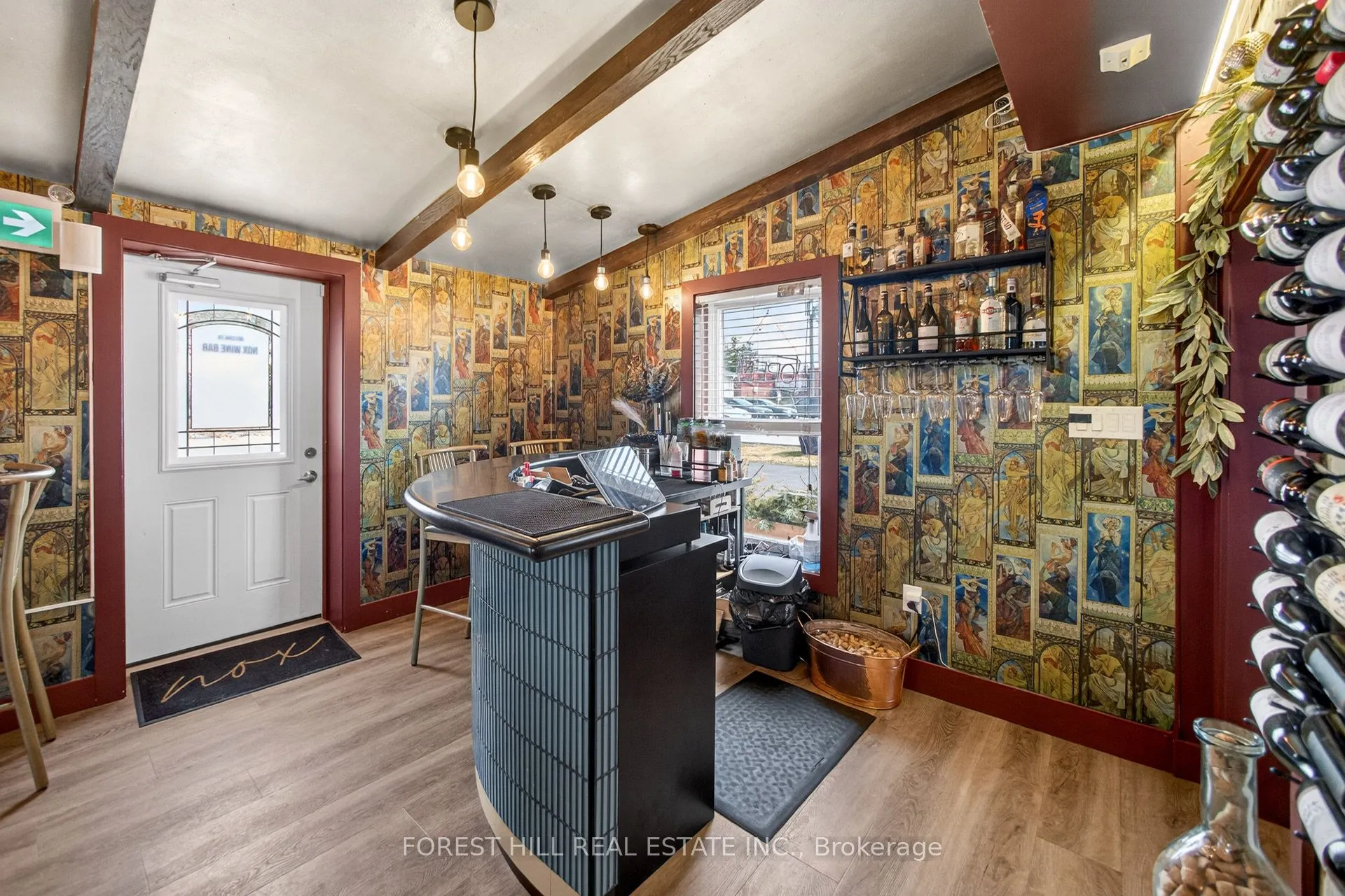 151 Queen Street S #200