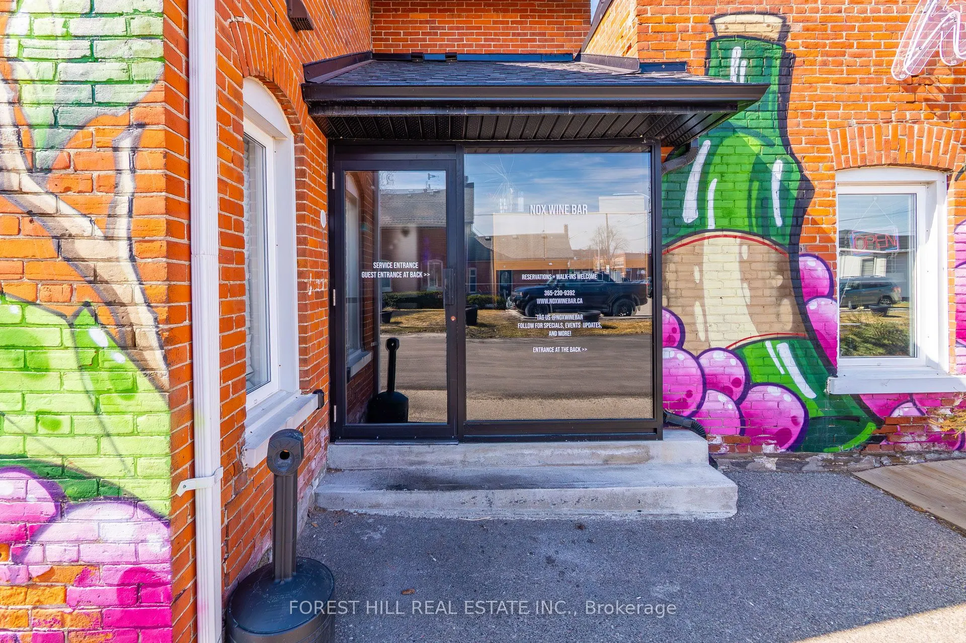 151 Queen Street S #200