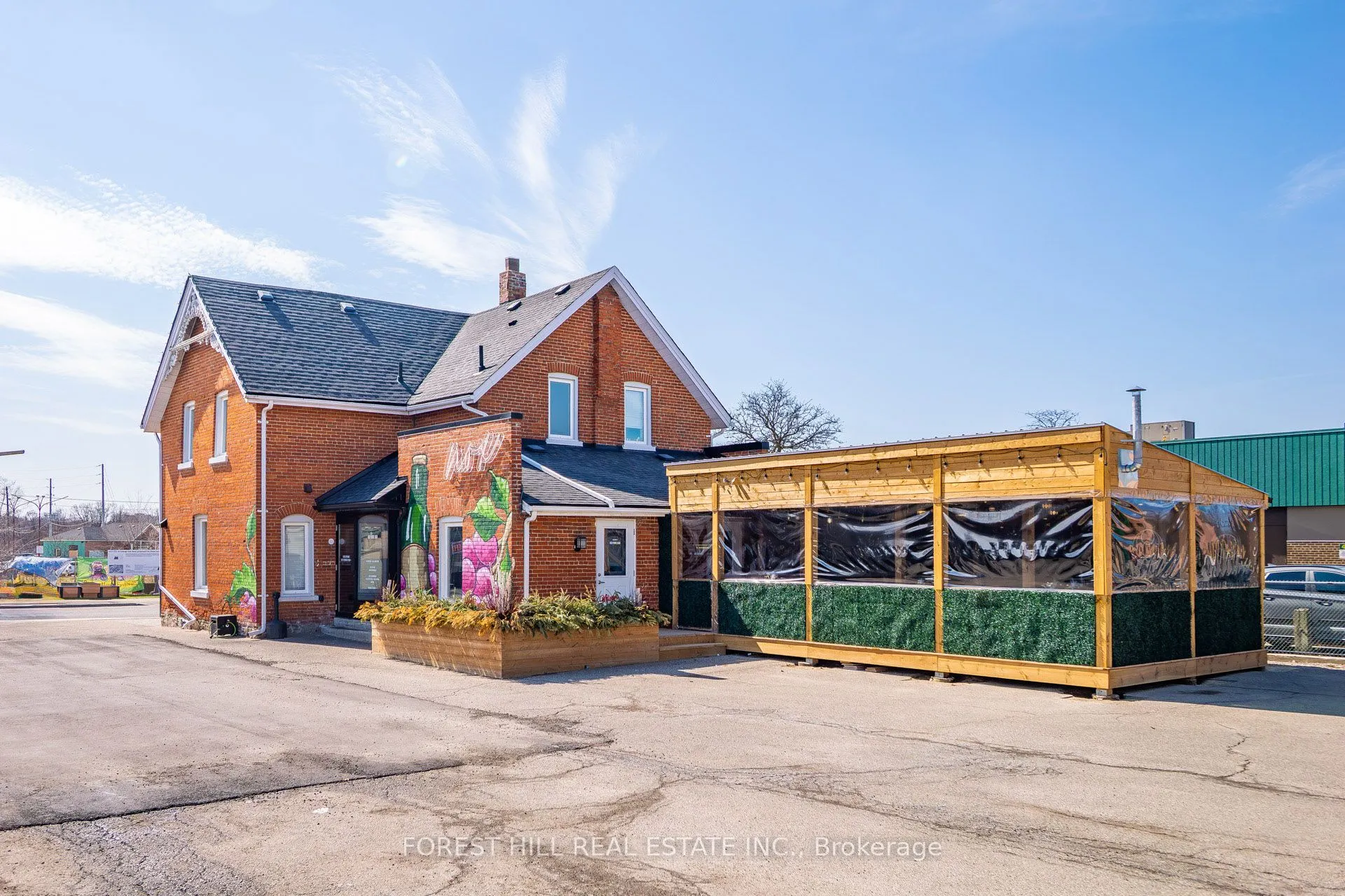 151 Queen Street S #200