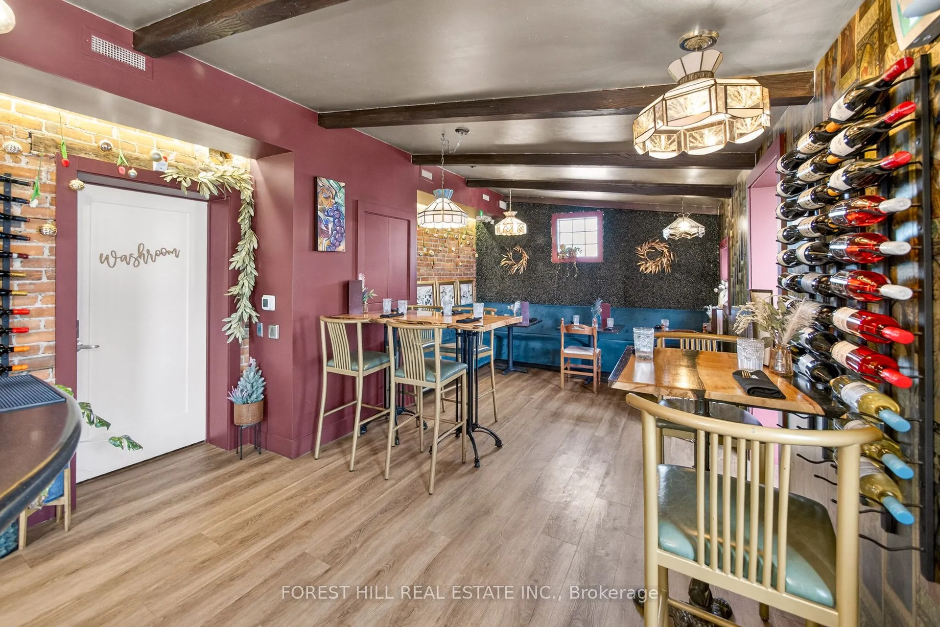 151 Queen Street S #200