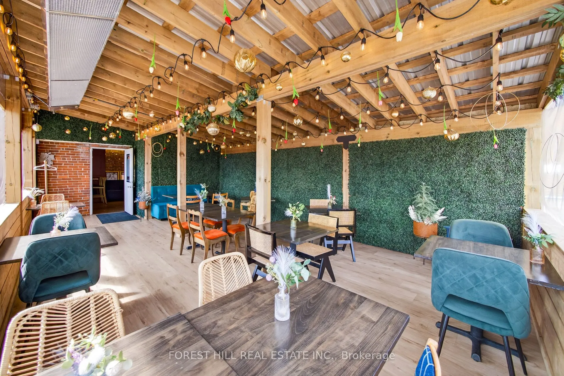 151 Queen Street S #200