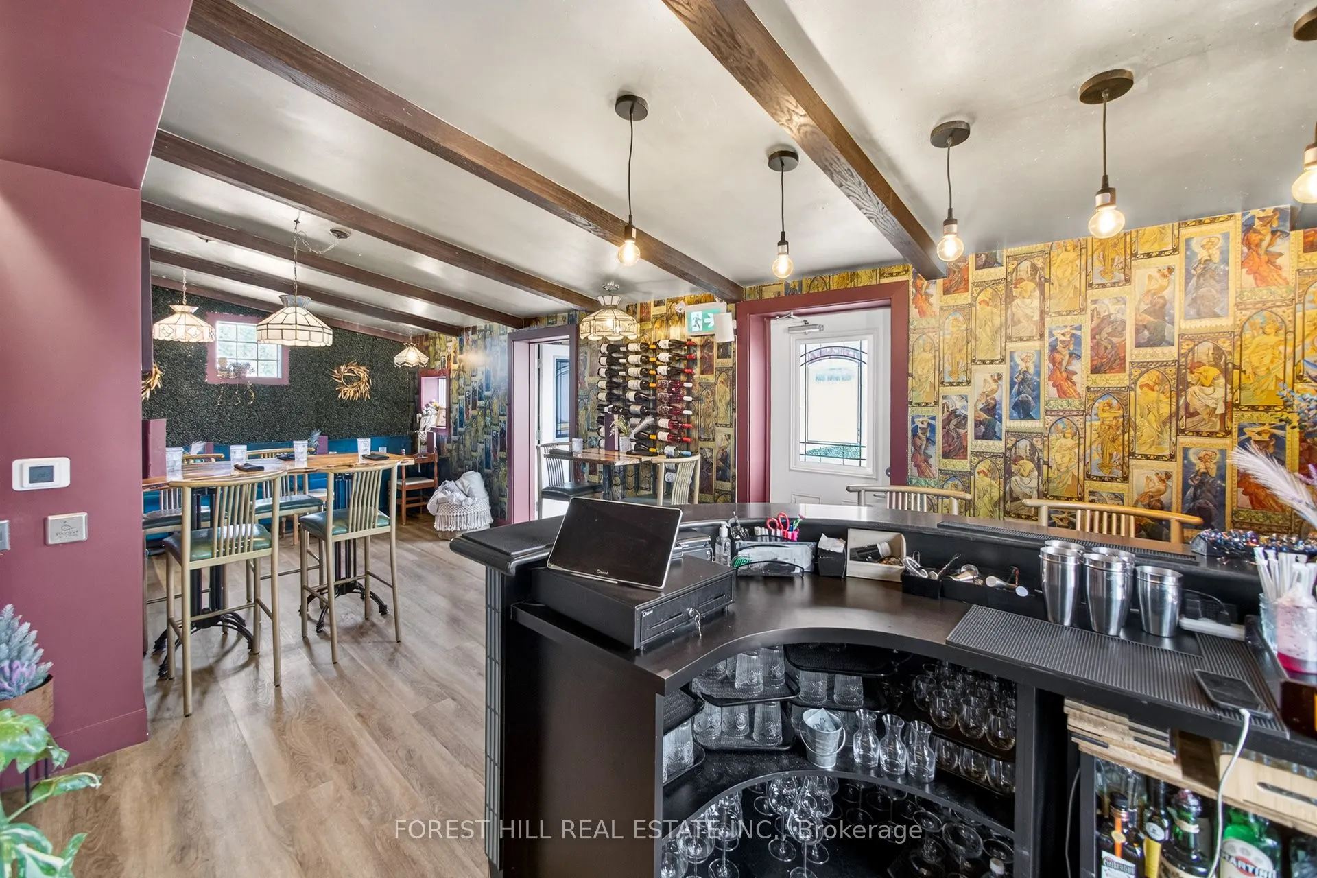 151 Queen Street S #200