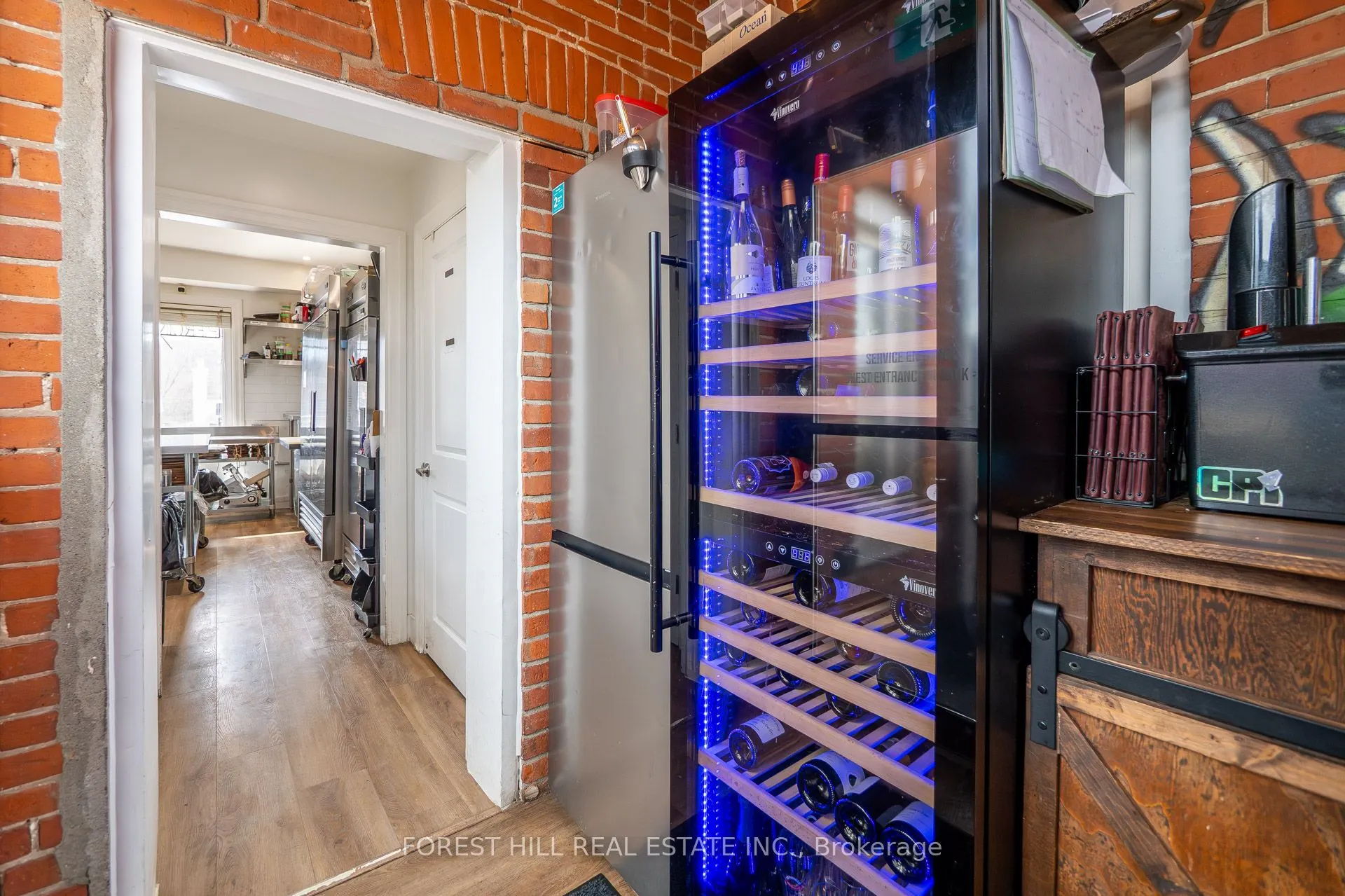 151 Queen Street S #200