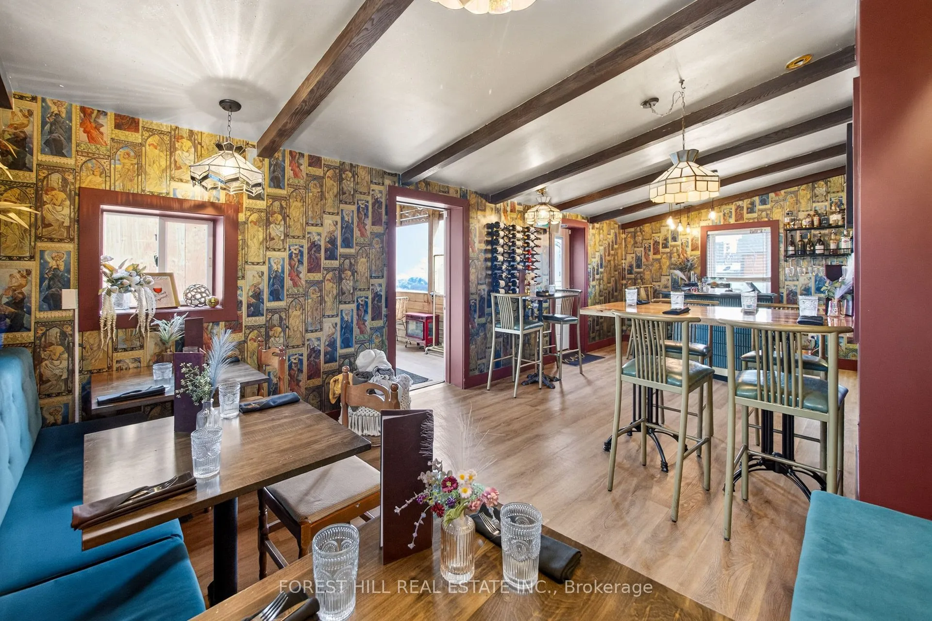 151 Queen Street S #200