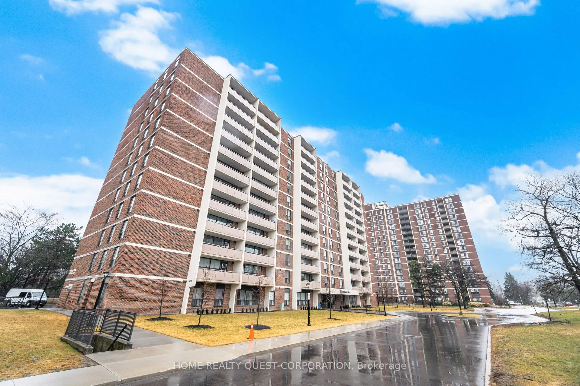 3120 Kirwin Avenue #605