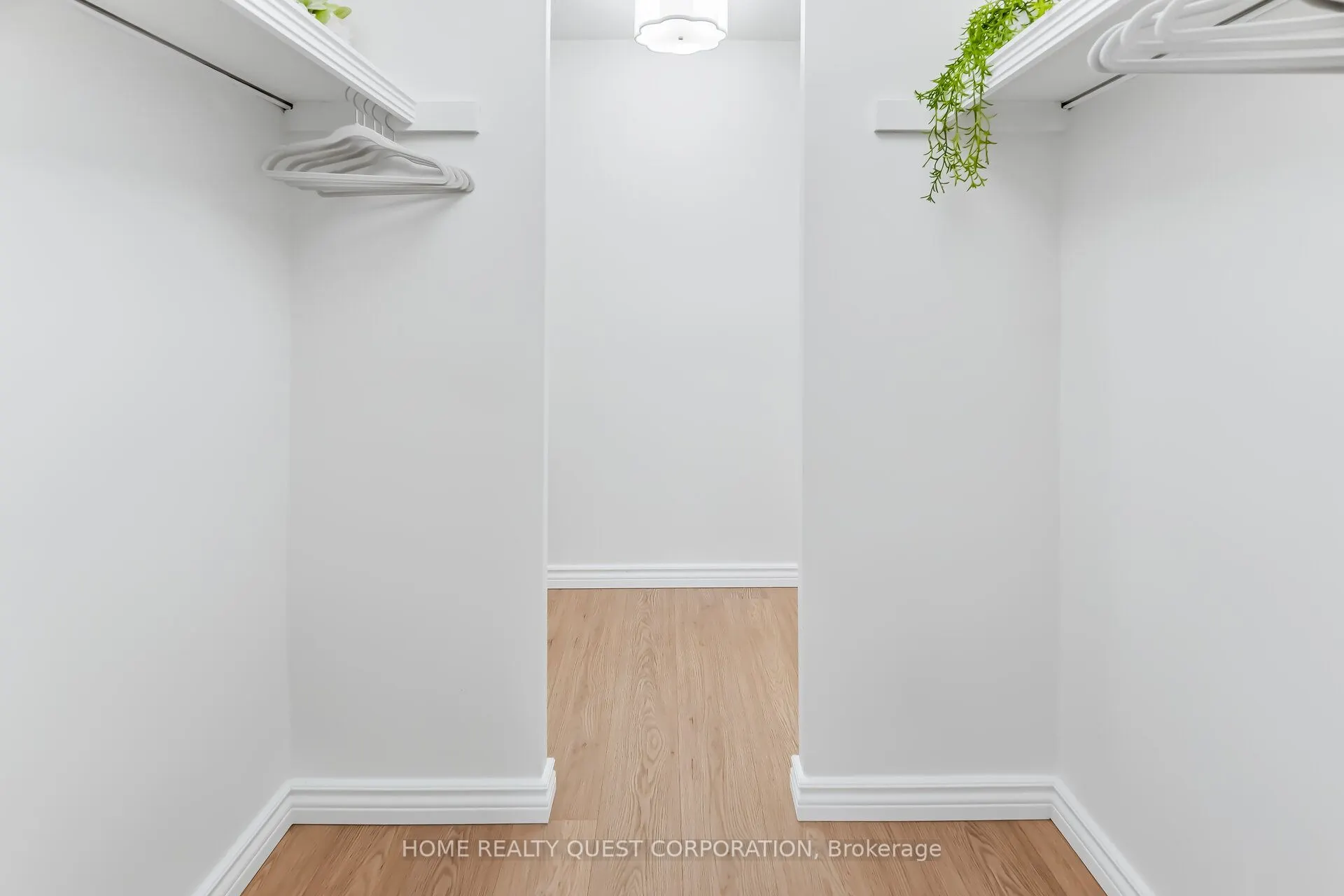 3120 Kirwin Avenue #605