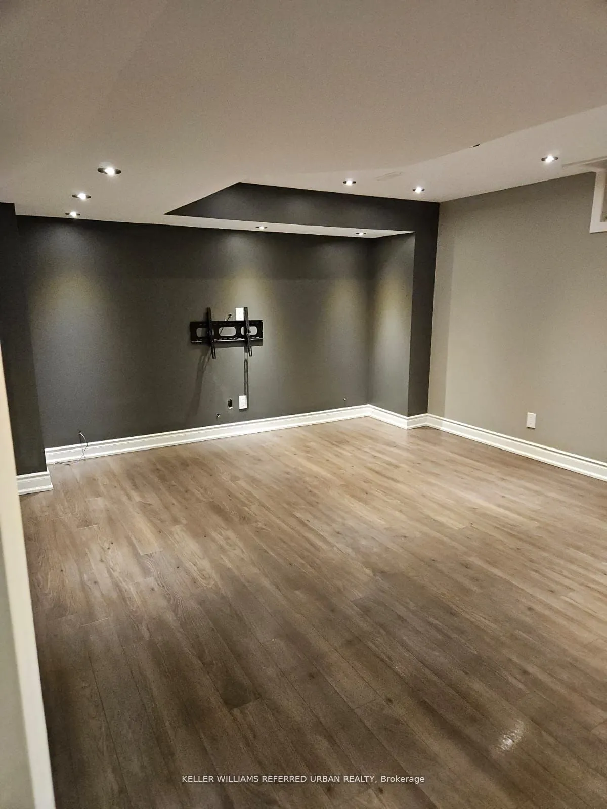 118 Earlsbridge Boulevard #Basement