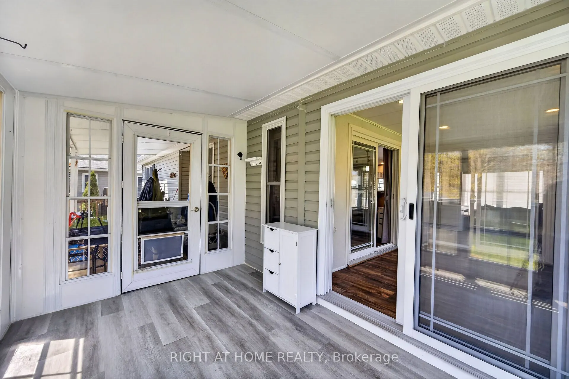 4449 Milburough Line #5 Beech Street